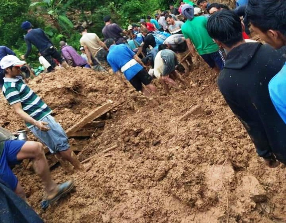 तनहुँ पहिरो अपडेट : ११ जनाको मृत्यु, १ जना बेपत्ता